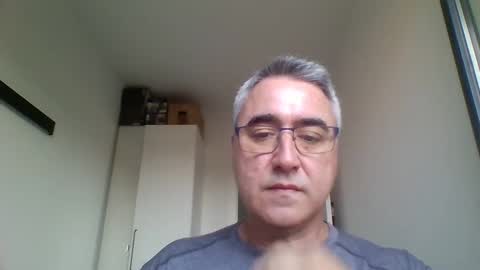 Snapshot of themohican chatting on 04-25-26, 01:41 Themohican online show from 04-25-26, 01:41