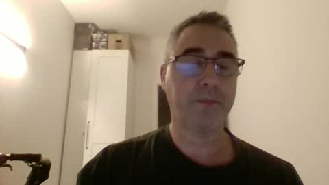 Snapshot of themohican chatting on 05-22-26, 07:41 Themohican online show from 05-22-26, 07:41