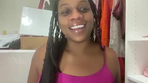 Snapshot of thenaturalgoddess chatting on 05-31-26, 05:20 TheNaturalGoddess online show from 05-31-26, 05:20