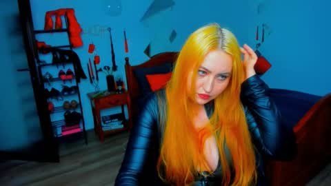 thenaughtygf online show from 01-06-26, 10:56