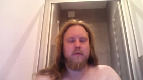 Snapshot of thenewdude1992 chatting on 06-29-26, 07:25 thenewdude1992 online show from 06-29-26, 07:25