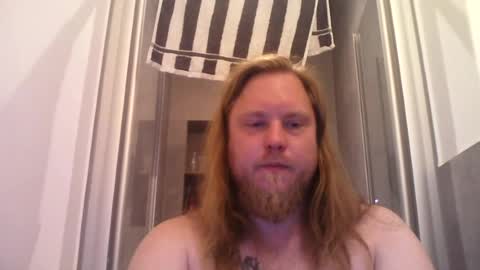 Snapshot of thenewdude1992 chatting on 07-02-26, 12:54 thenewdude1992 online show from 07-02-26, 12:54