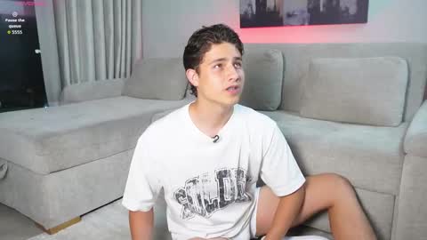  THEO- MATEO  online show from 11-04-25, 11:26