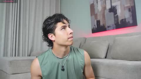  THEO- MATEO  online show from 11-24-25, 12:21