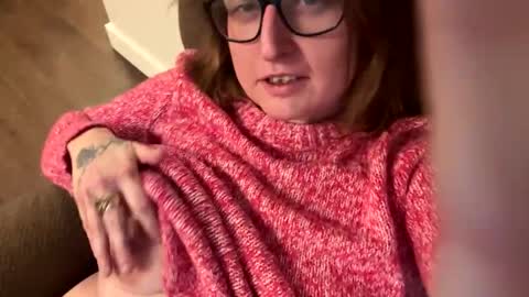 New Couple Ready to Play online show from 11-06-25, 12:39