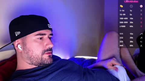 Snapshot of theoravi chatting on 12-19-24, 03:07 Theo Ravi online show from 12-19-24, 03:07