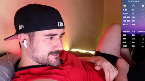 Theo Ravi online show from 12-14-25, 04:07