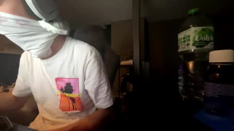 Snapshot of theothede19cm chatting on 10-21-25, 08:42 theothede19cm online show from 10-21-25, 08:42