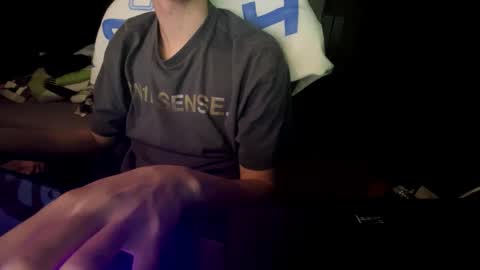 Snapshot of theothede19cm chatting on 11-28-25, 03:25 theothede19cm online show from 11-28-25, 03:25