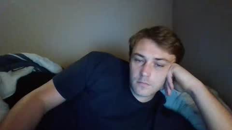 Snapshot of theox69xxx chatting on 10-27-25, 02:43 theox69xxx online show from 10-27-25, 02:43