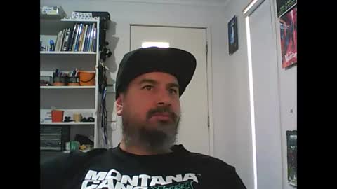 Snapshot of theozbeardguy chatting on 04-20-26, 03:09 aussiebeard online show from 04-20-26, 03:09