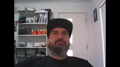 Snapshot of theozbeardguy chatting on 04-21-26, 03:02 aussiebeard online show from 04-21-26, 03:02