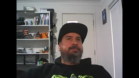 Snapshot of theozbeardguy chatting on 05-18-26, 01:45 aussiebeard online show from 05-18-26, 01:45