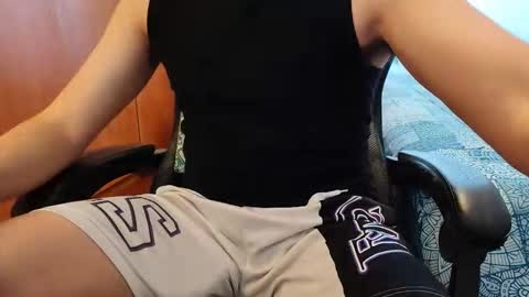 Snapshot of therandomniceboy chatting on 11-22-25, 12:04 therandomniceboy online show from 11-22-25, 12:04