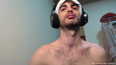 Santiago Enrique online show from 12-28-24, 07:11