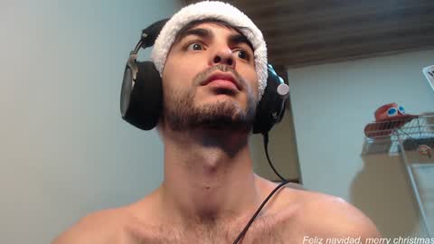 Santiago Enrique online show from 12-30-24, 06:42