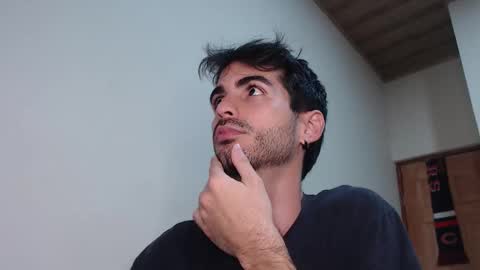 Santiago Enrique online show from 02-18-26, 03:46