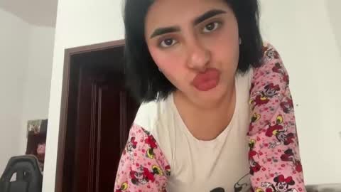 Snapshot of therealcamilabaddie chatting on 02-19-25, 04:55 therealcamilabaddie online show from 02-19-25, 04:55