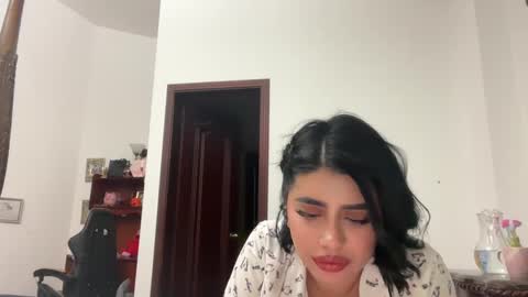 Snapshot of therealcamilabaddie chatting on 03-01-25, 09:18 therealcamilabaddie online show from 03-01-25, 09:18