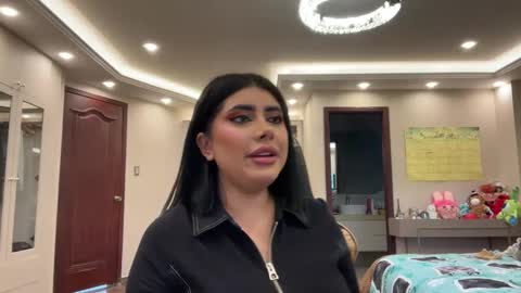 Snapshot of therealcamilabaddie chatting on 09-18-25, 08:44 therealcamilabaddie online show from 09-18-25, 08:44