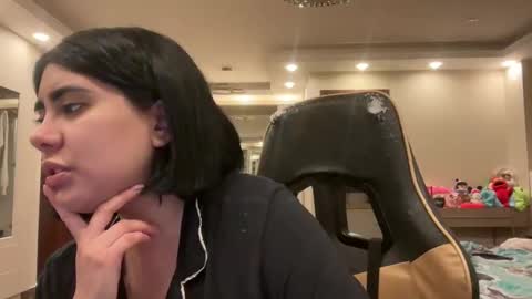 Snapshot of therealcamilabaddie chatting on 11-09-25, 06:44 therealcamilabaddie online show from 11-09-25, 06:44