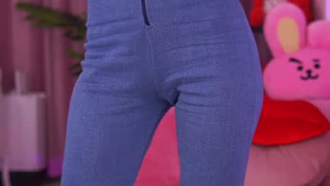 Deea  online show from 01-19-26, 04:49