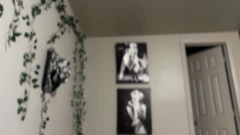 Snapshot of therealferrarii chatting on 05-04-26, 02:18 therealferrarii online show from 05-04-26, 02:18