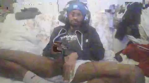 Snapshot of therealgrosse chatting on 01-12-26, 10:48 Grosse or fatblakcocc4u420 online show from 01-12-26, 10:48