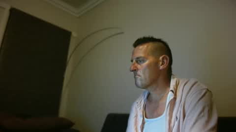 Snapshot of therealkurva4u chatting on 12-31-24, 01:30 therealkurva4u online show from 12-31-24, 01:30