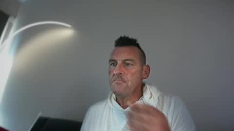Snapshot of therealkurva4u chatting on 01-01-25, 08:58 therealkurva4u online show from 01-01-25, 08:58