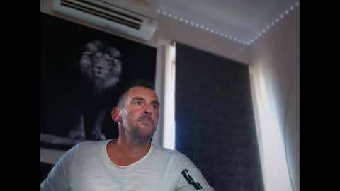 Snapshot of therealkurva4u chatting on 01-17-25, 11:18 therealkurva4u online show from 01-17-25, 11:18