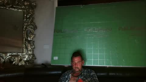 Snapshot of therealkurva4u chatting on 02-28-25, 11:25 therealkurva4u online show from 02-28-25, 11:25