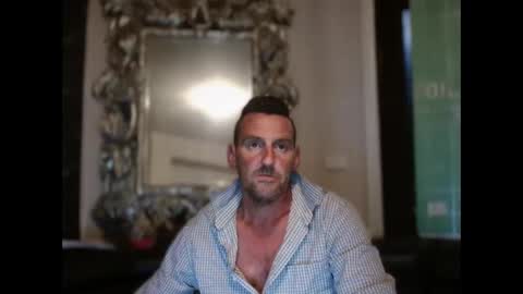 Snapshot of therealkurva4u chatting on 03-05-25, 01:06 therealkurva4u online show from 03-05-25, 01:06