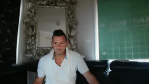 Snapshot of therealkurva4u chatting on 03-09-25, 06:28 therealkurva4u online show from 03-09-25, 06:28