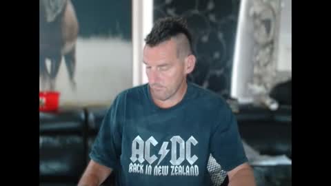 Snapshot of therealkurva4u chatting on 03-12-25, 11:22 therealkurva4u online show from 03-12-25, 11:22