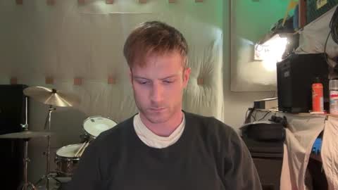 Snapshot of therealveggieboy chatting on 01-12-25, 01:53 Pookie online show from 01-12-25, 01:53