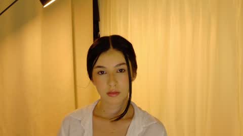 Snapshot of therose_mar chatting on 09-15-25, 11:49 Mar online show from 09-15-25, 11:49