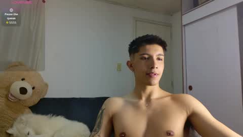 Snapshot of thesaint_xxx chatting on 06-25-26, 11:53 thesaint_xxx online show from 06-25-26, 11:53