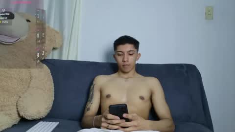 Snapshot of thesaint_xxx chatting on 06-27-26, 10:48 thesaint_xxx online show from 06-27-26, 10:48