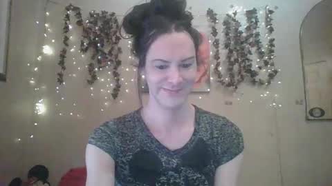 sillymillie0 online show from 04-06-26, 08:10