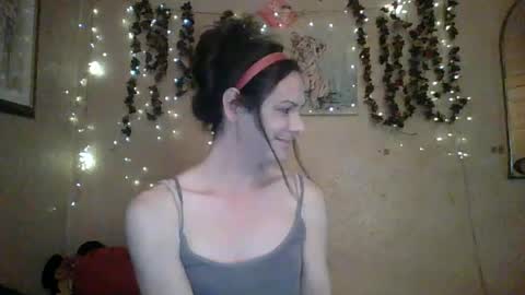 sillymillie0 online show from 07-07-26, 12:02