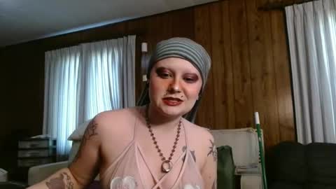 Siren of the Fae online show from 04-11-26, 08:13