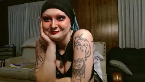 Siren of the Fae online show from 04-14-26, 12:38