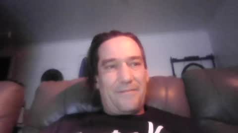 Snapshot of thestardad394997 chatting on 06-19-26, 09:07 thestardad394997 online show from 06-19-26, 09:07