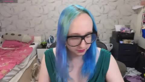 Snapshot of thetrixy chatting on 05-16-26, 08:11 The Great And Powerful Trixie online show from 05-16-26, 08:11