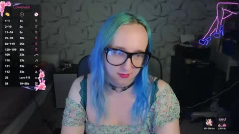 Snapshot of thetrixy chatting on 05-27-26, 10:51 The Great And Powerful Trixie online show from 05-27-26, 10:51