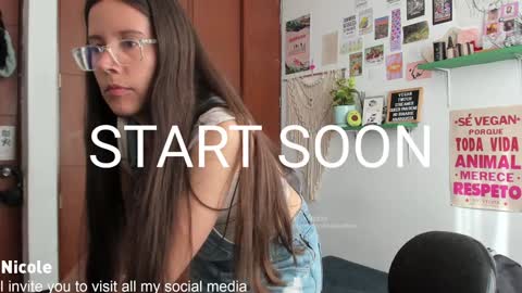 Snapshot of thetropicalseduction chatting on 01-31-25, 08:43 Nicole online show from 01-31-25, 08:43