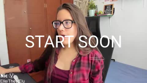 Snapshot of thetropicalseduction chatting on 09-17-25, 12:07 Nicole online show from 09-17-25, 12:07