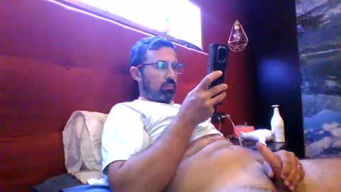 Snapshot of theviper1990 chatting on 07-05-26, 12:50 Carlos1990 online show from 07-05-26, 12:50