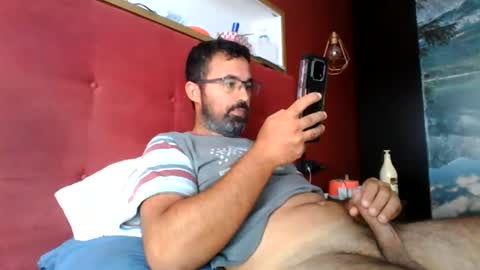 Snapshot of theviper1990 chatting on 07-06-26, 10:01 Carlos1990 online show from 07-06-26, 10:01